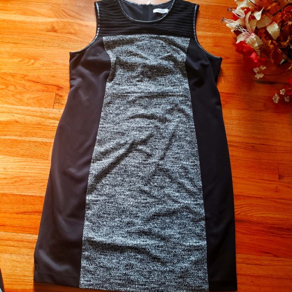 Calvin Klein sleeveless black Tweed  black white highlight vegan leather outline